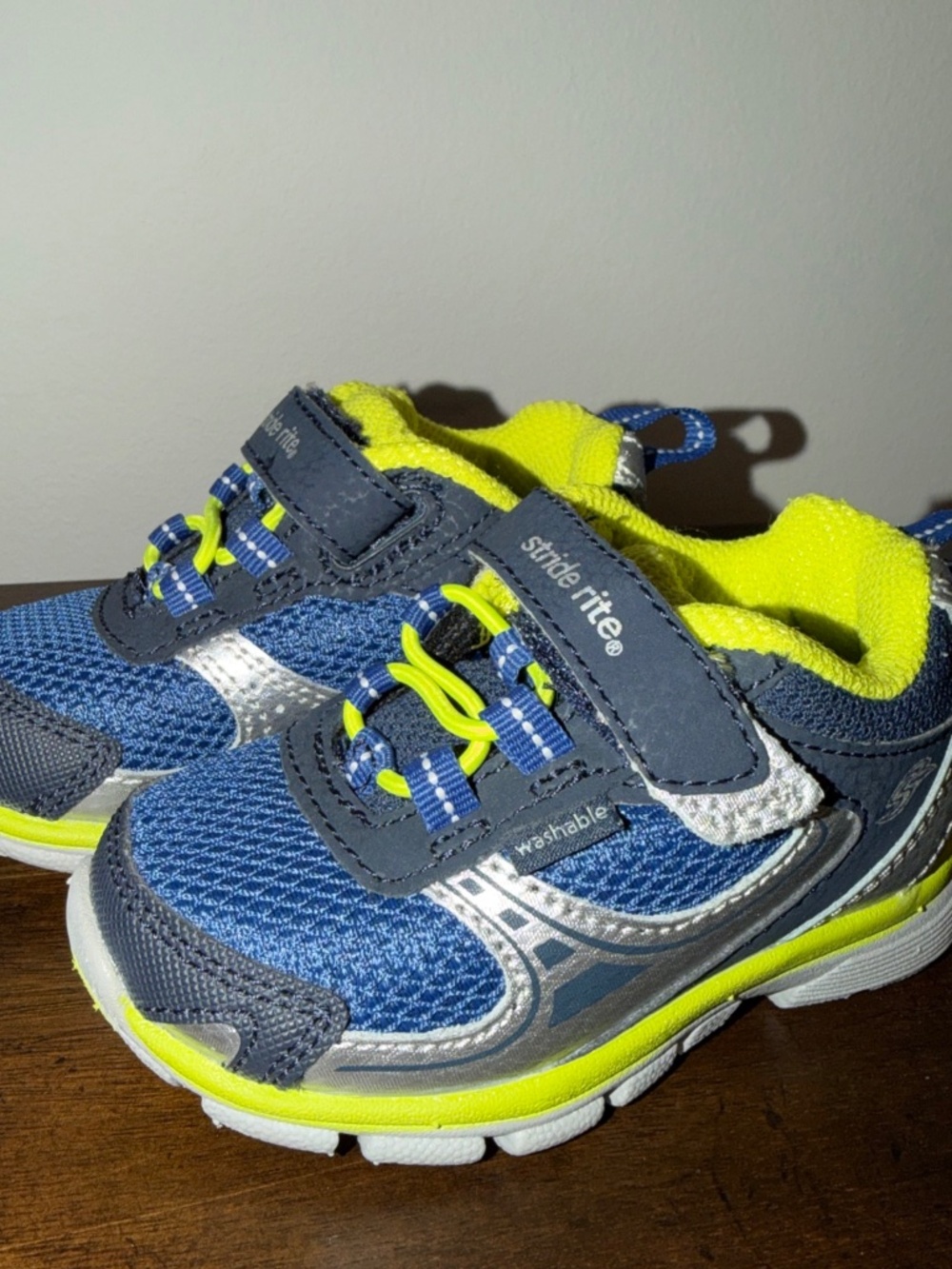 Stride Rite Made 2 Play Lawson Blue Yelllow Sneakers Toddler Boys Size 4